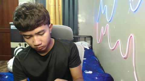 Snapshot of ur_hottestjonny chatting on June 27, 2026, 11:21 pm jonny online show from June 27, 2026, 11:21 pm