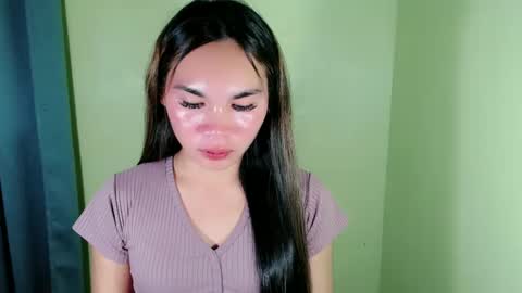 QUEENSY online show from February 10, 2025, 9:58 pm