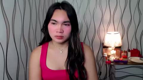 QUEENSY online show from November 13, 2025, 3:11 pm