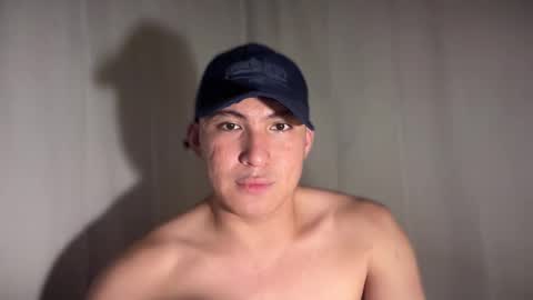 Snapshot of ur_jayqutee chatting on November 17, 2025, 2:01 pm Ur jayqutee online show from November 17, 2025, 2:01 pm