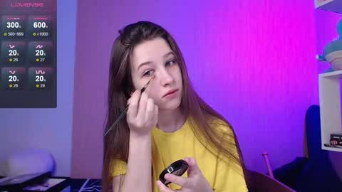 Snapshot of ur_kitty__ chatting on September 14, 2025, 11:20 am Lera online show from September 14, 2025, 11:20 am