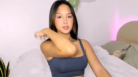 Veronica Lodge online show from February 13, 2026, 10:11 am