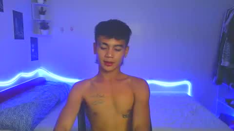 ur_naughtyboy_raphael online show from September 24, 2025, 8:50 am