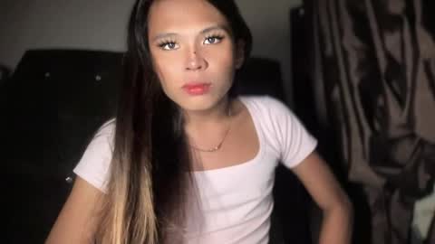 ur_new_obsession online show from May 19, 2026, 5:14 am