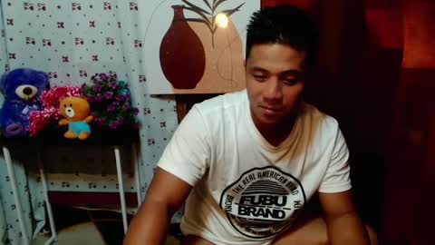 Snapshot of ur_pinoydave chatting on December 29, 2024, 1:06 pm Dave online show from December 29, 2024, 1:06 pm