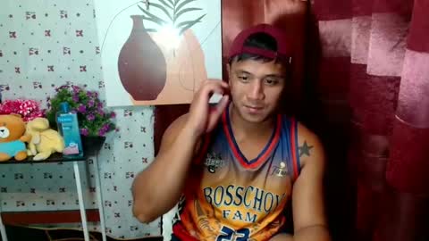 Snapshot of ur_pinoydave chatting on January 14, 2025, 12:14 pm Dave online show from January 14, 2025, 12:14 pm