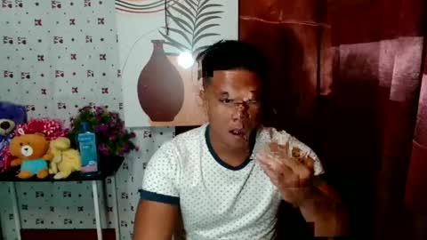 Snapshot of ur_pinoydave chatting on January 17, 2025, 1:35 pm Dave online show from January 17, 2025, 1:35 pm