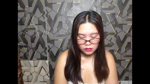 Snapshot of ur_prettychelsie18 chatting on June 5, 2026, 6:46 pm ur_prettychelsie18 online show from June 5, 2026, 6:46 pm