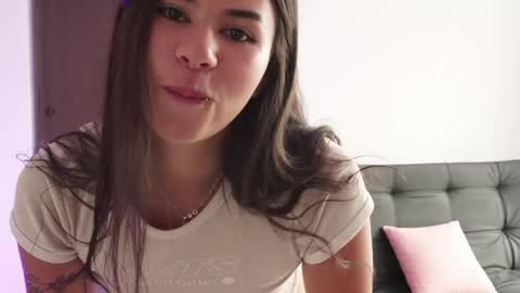 samyyy online show from April 13, 2026, 3:28 pm