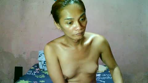 Snapshot of ur_sexybabe_ehra chatting on June 30, 2026, 7:53 am ur_sexybabe_ehra online show from June 30, 2026, 7:53 am