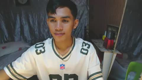 Snapshot of ur_shan21 chatting on November 24, 2025, 5:56 pm ur_shan21 online show from November 24, 2025, 5:56 pm