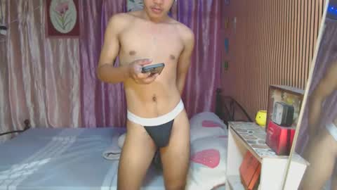 Snapshot of ur_shan21 chatting on December 4, 2025, 5:21 pm ur_shan21 online show from December 4, 2025, 5:21 pm