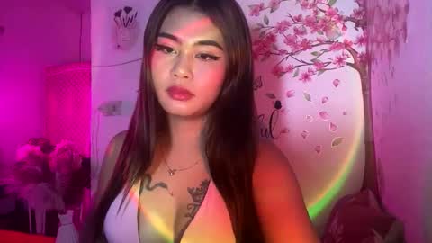 Snapshot of ur_ultimatedreamgirlxoxo chatting on April 25, 2026, 7:55 pm HelloIm Girly online show from April 25, 2026, 7:55 pm