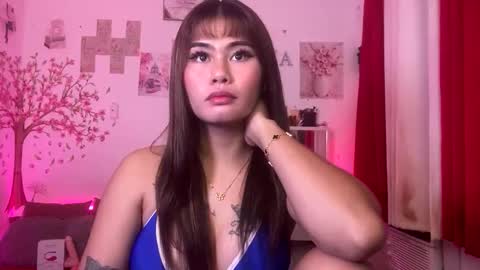 Snapshot of ur_ultimatedreamgirlxoxo chatting on April 29, 2026, 12:16 am HelloIm Girly online show from April 29, 2026, 12:16 am