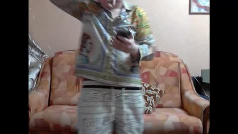 Snapshot of uraganbate chatting on February 16, 2026, 6:15 pm Alex online show from February 16, 2026, 6:15 pm