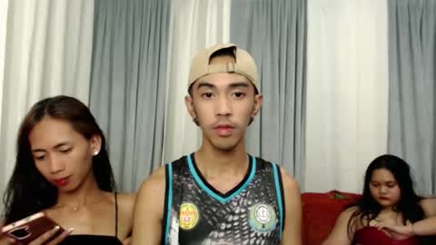 urasian_cassey online show from April 24, 2026, 5:48 pm