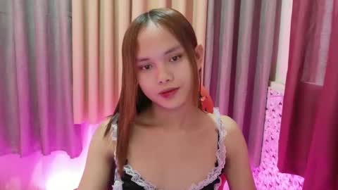 urasian_crisa online show from December 4, 2025, 11:24 pm