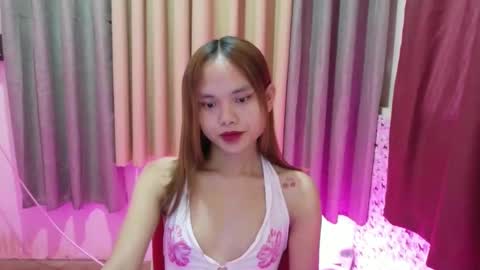 urasian_crisa online show from December 16, 2025, 2:27 am