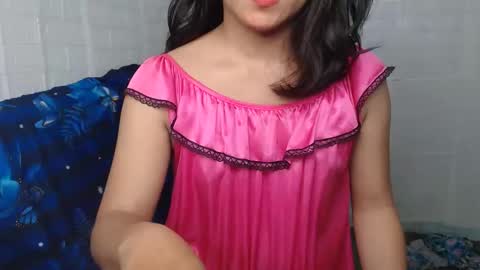 Snapshot of urasian_dreamgirl69 chatting on November 10, 2025, 4:55 am bela online show from November 10, 2025, 4:55 am