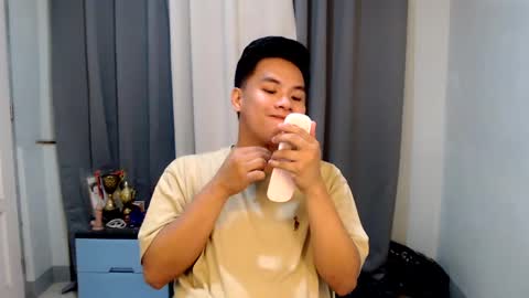 milly online show from February 28, 2025, 8:09 am