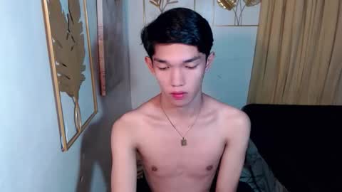 urasian_john20 online show from January 8, 2026, 1:02 pm