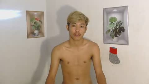 urasian_jomarie online show from March 8, 2026, 10:46 pm