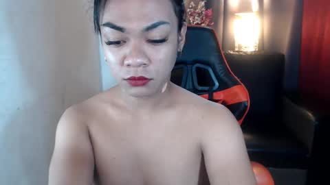 Olivia online show from January 1, 2025, 7:53 pm