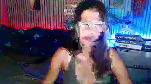 urasian_pinay_gurl online show from May 16, 2026, 12:59 pm