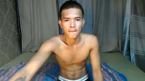 Snapshot of urasian_rey chatting on June 30, 2026, 12:28 pm urasian_rey online show from June 30, 2026, 12:28 pm