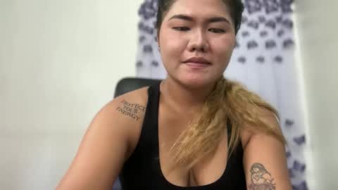 Snapshot of urasianblairexxx chatting on May 13, 2026, 4:43 am urasianblairexxx online show from May 13, 2026, 4:43 am