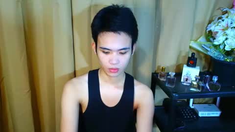 urasiancumboix2 online show from November 12, 2025, 6:30 pm