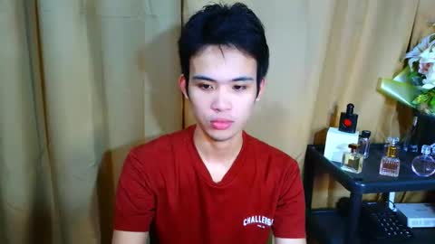 urasiancumboix2 online show from November 20, 2025, 4:51 pm