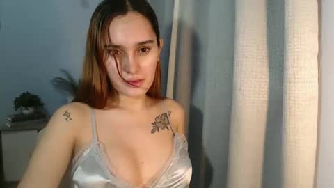 urasianfuckprincessxxx online show from April 16, 2026, 10:45 pm