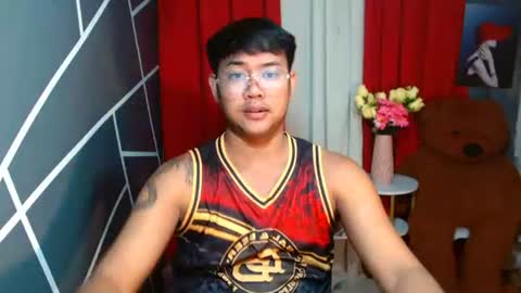 Snapshot of urasiankyler chatting on June 28, 2026, 5:19 pm urasiankyler online show from June 28, 2026, 5:19 pm