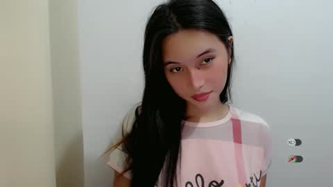 Snapshot of urasianshizuka chatting on May 25, 2026, 2:28 am SHIZUKA online show from May 25, 2026, 2:28 am