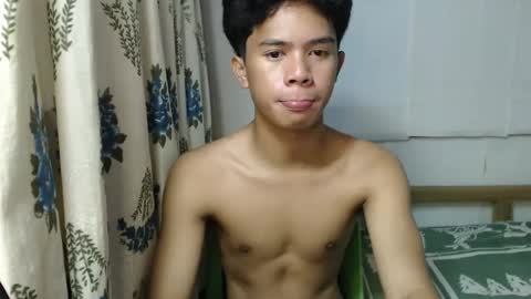 Snapshot of urbbyjosh chatting on December 9, 2024, 1:29 am joshua online show from December 9, 2024, 1:29 am