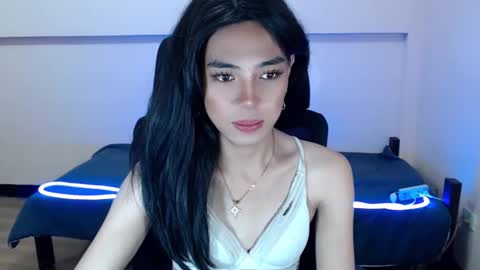 Miss alexa online show from March 23, 2026, 5:44 am