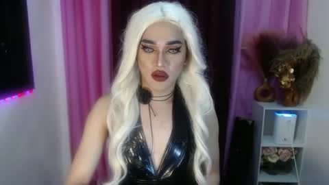 Snapshot of urcumgirlasiants chatting on November 3, 2025, 6:09 pm KENDALL online show from November 3, 2025, 6:09 pm