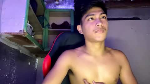 Snapshot of urcuteguy_jhonx chatting on October 6, 2025, 7:28 am Dannie online show from October 6, 2025, 7:28 am