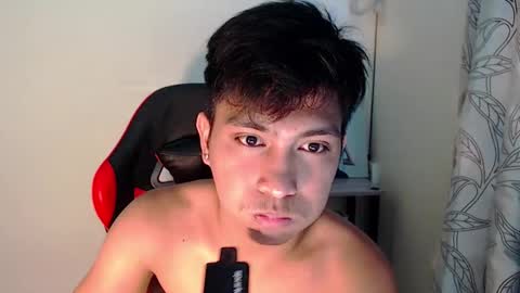 Snapshot of urcuteguy_jhonx chatting on October 10, 2025, 11:09 am Dannie online show from October 10, 2025, 11:09 am
