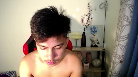 Snapshot of urcuteguy_jhonx chatting on October 20, 2025, 4:18 pm Dannie online show from October 20, 2025, 4:18 pm