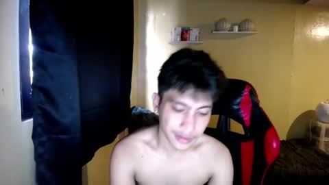 Snapshot of urcuteguy_jhonx chatting on July 24, 2026, 6:22 am Dannie online show from July 24, 2026, 6:22 am