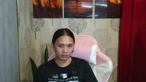 Snapshot of urdollacyl chatting on April 8, 2026, 4:34 am Sweetacyl online show from April 8, 2026, 4:34 am