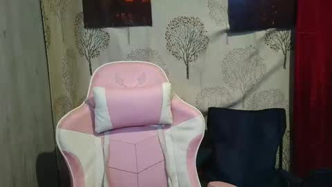 Snapshot of urdollacyl chatting on April 10, 2026, 4:01 pm Sweetacyl online show from April 10, 2026, 4:01 pm