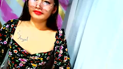 Snapshot of urdream_bride chatting on October 8, 2025, 5:21 pm urdream_bride online show from October 8, 2025, 5:21 pm