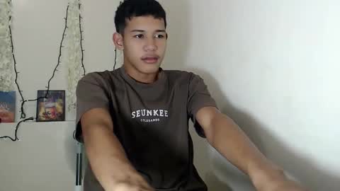 Snapshot of urdreamboy_clarin chatting on December 4, 2025, 7:22 pm urdreamboy_clarin online show from December 4, 2025, 7:22 pm