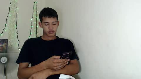 Snapshot of urdreamboy_clarin chatting on December 5, 2025, 8:38 pm urdreamboy_clarin online show from December 5, 2025, 8:38 pm