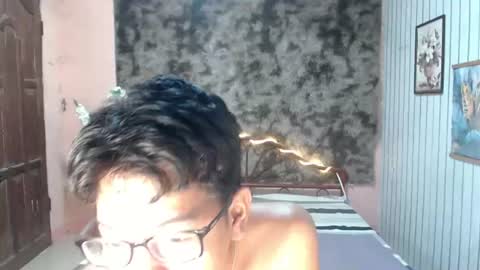 Snapshot of urdreamboy_doms chatting on July 27, 2026, 4:30 am urdreamboy_doms online show from July 27, 2026, 4:30 am