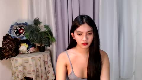 Snapshot of urdreamgirl_ chatting on March 8, 2025, 7:05 am Trixie online show from March 8, 2025, 7:05 am