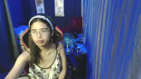 Snapshot of urdreamgirljayne chatting on December 16, 2024, 9:57 am urdreamgirljayne online show from December 16, 2024, 9:57 am